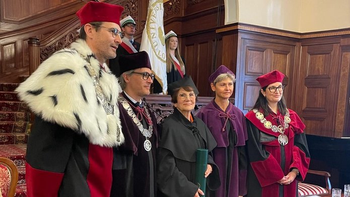 Odnowienie doktoratu prof. E. Kucharskiej-Stasiak